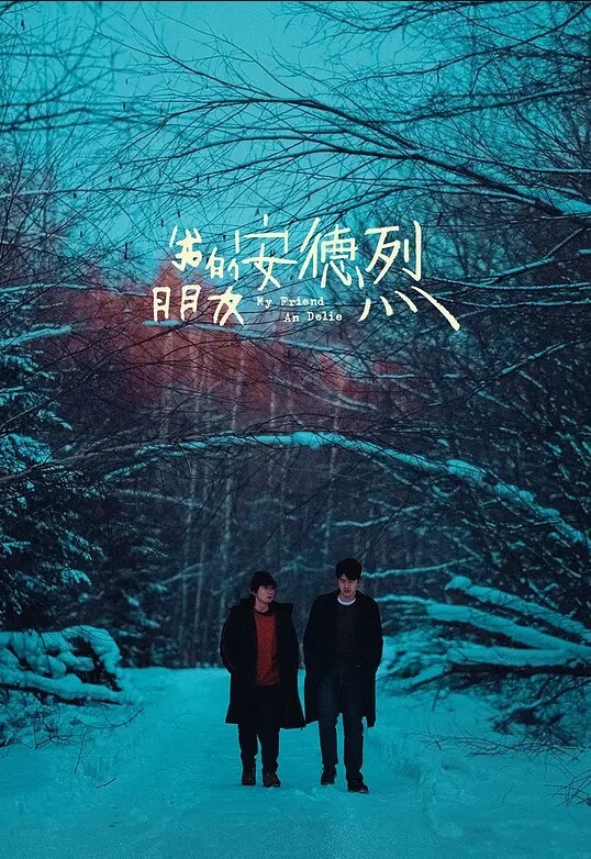 偷拍泳池里不一样的美景 - JavBa